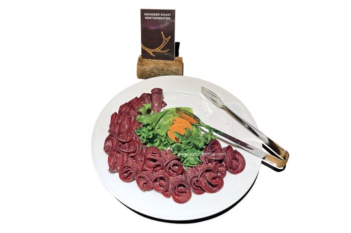 Feature: Dancing on ice in an Audi RS4 Avant 